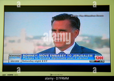 Miami Beach Florida,TV,televisione,set,schermo,schermo piatto,HDTV,monitor,CNN,cavo,news,Mitt Romney,candidato presidenziale repubblicano,spostare l'ambasciata degli Stati Uniti a J Foto Stock