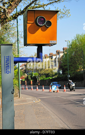 Maidstone Kent, Inghilterra, Regno Unito. Strada a velocità fissa la fotocamera Foto Stock