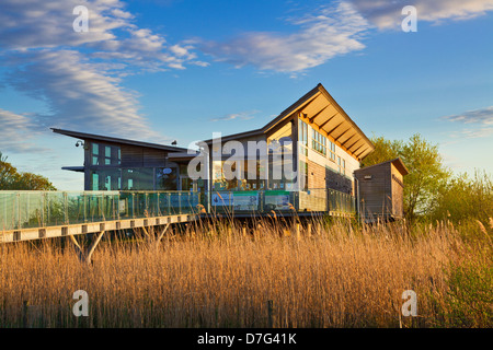 Attenborough Centro Natura edificio eco nella bonificata ghiaia pit riserva naturale Nottingham England Regno Unito GB EU Europe Foto Stock