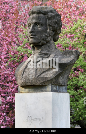 Monumento al poeta russo Pushkin a Uzhgorod Foto Stock
