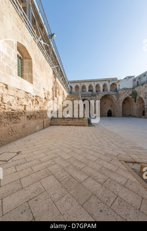 Gradini larghi fino ai bastioni in acri, una città Crusader in Israele Foto Stock