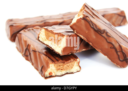 Barre di cioccolato isolato su sfondo bianco. Foto Stock