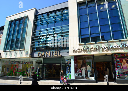 Daniel Department Store, Peascod Street, Windsor, Berkshire, Inghilterra, Regno Unito Foto Stock