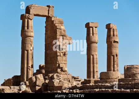 Le colonne del faraone Amenhotep III' Soleb tempio, Sudan settentrionale Foto Stock