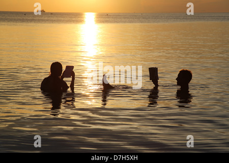 Tramonto a Sairee Beach, Koh Tao, Thailandia Foto Stock