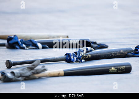 Milwaukee, Wisconsin, Stati Uniti d'America. Il 7 maggio 2013. Milwaukee ha sconfitto il Texas 6-3 a Miller Park di Milwaukee, WI. John Fisher/CSM/Alamy Live News Foto Stock