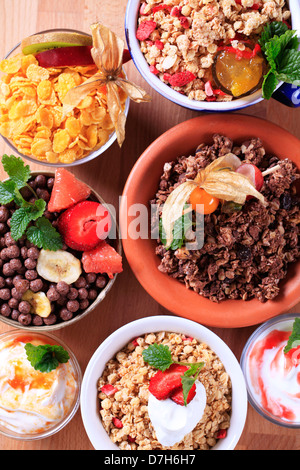 Vari tipi di cereali per la prima colazione - tettuccio Foto Stock