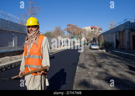 La costruzione di strade di Kabul, Afghanistan Foto Stock