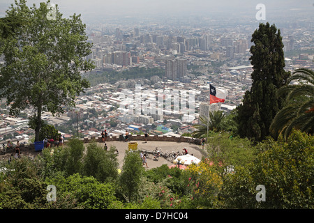 Santiago de Cile vista dal Cerro San Cristobal Skyline Foto Stock