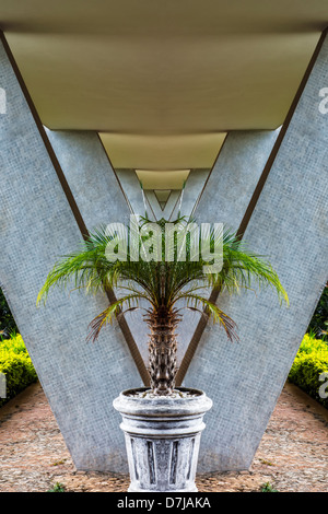 Motivi architettonici ispirato dal famoso architetto Oscar Niemeyer, Diamantina, Minas Gerais, Brasile Foto Stock