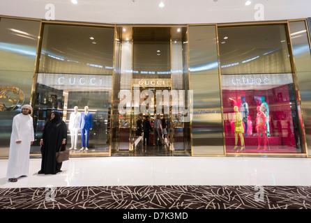 Boutique di Gucci al Dubai Mall in Dubai Emirati Arabi Uniti Foto Stock