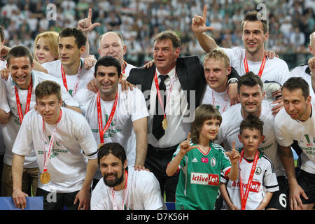 Varsavia, Polonia. 8 maggio 2013. Legia Warszawa celebrare dopo la seconda gamba del polacco per la finale di Coppa tra Legia Varsavia e Slask Wroclaw dall'esercito polacco Stadium. Credit: Azione Plus immagini di Sport / Alamy Live News Foto Stock