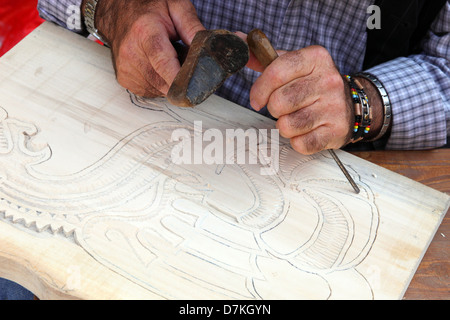 Italia Abruzzo Pescocostanzo tradizionale festa mestiere antico carver Foto Stock