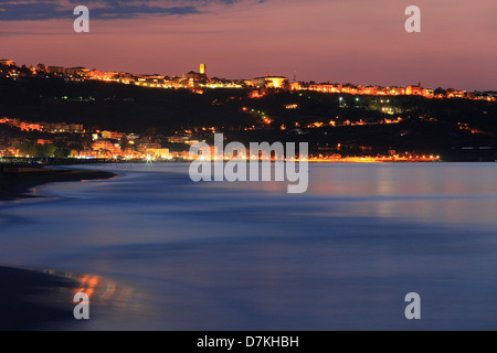 Italia Abruzzo Vasto panorama al tramonto Foto Stock