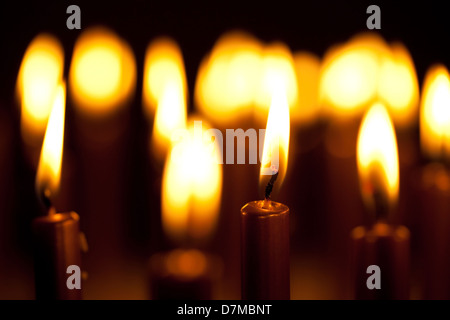 Candele accese Foto Stock