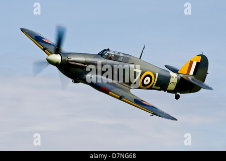 Royal Navy Hawker Hurricane mare G-BKTH Z7105 battenti di Old Warden Shuttleworth Airshow di Foto Stock