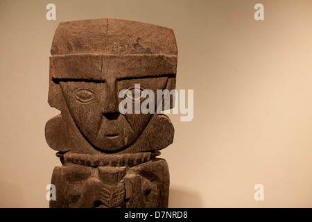 Peruviano scultura in legno Foto Stock