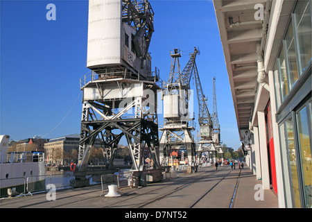 Docks e M capannone museo vivente, Princes Wharf, Floating Harbour, Bristol, Inghilterra, Gran Bretagna, Regno Unito, Gran Bretagna, Europa Foto Stock