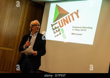 Ambassadors Bloomsbury Hotel, Londra centrale. 11 maggio 2013. Film del regista Ken Loach parla al primo incontro nazionale della nuova organizzazione politica, sinistra unità, che è stata avviata a seguito di un ricorso che ha fatto per un popolare di sinistra del partito laburista. Questo appello accompagnato il rilascio di Loach il film più recenti, lo spirito del '45. David Isaacson/Alamy Live News Foto Stock