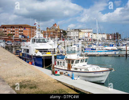 Ramsgate porto e mare Foto Stock