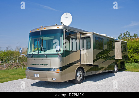 American, stella olandese da Newmar, motorhome di lusso sul sito caravan Foto Stock