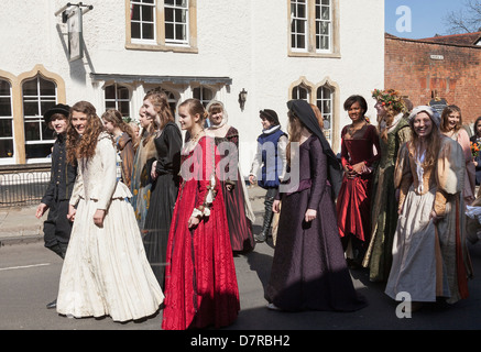 Shakespeare compleanno annuale sfilata commemorativa a Stratford upon Avon. Foto Stock