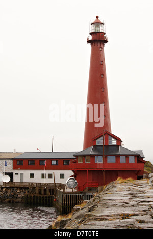 Faro in Andenes su Andoy isola sul mare di Norvegia in Norvegia Foto Stock