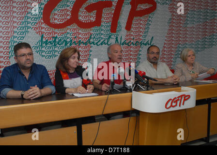 Lisbona, Portogallo. 13 Maggio, 2013. La CGTP espresso "oltraggio' su precedenti erano "giacente' circa il Governo in relazione a nuovi tagli alla spesa pubblica, in particolare in materia di pensioni, accusando il ministro Paulo Portas di "illusioni" circa la questione. Credito: Luis Nunes/Alamy Live News Foto Stock