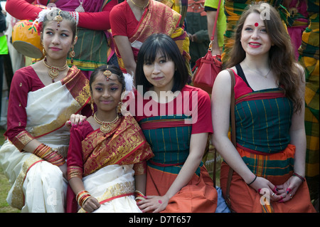 Tradizionale Indiano Bengali Baishakhi Mela Victoria Park Bow est di Londra Foto Stock