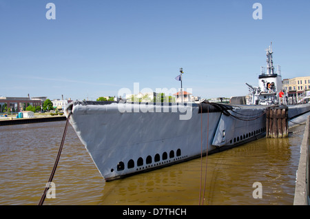 Wisconsin, Manitowoc. Wisconsin Maritime Museum di Manitowoc. II Guerra Mondiale sommergibile USS Cobia. Pietra miliare storica nazionale. Foto Stock