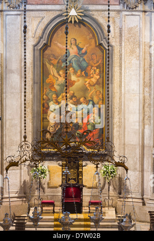 Se cattedrale nel quartiere di Alfama, Lisbona, Portogallo Foto Stock