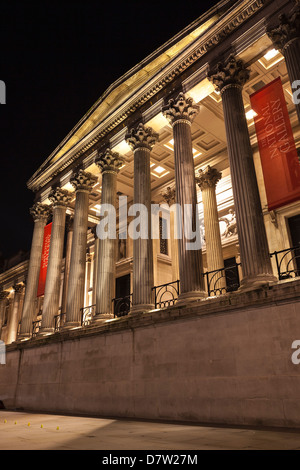 La Galleria Nazionale di notte, Londra, Inghilterra, Regno Unito. Foto Stock