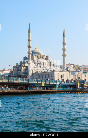 Yeni Cami (Nuova Moschea), la citta' vecchia di Istanbul, Turchia Foto Stock