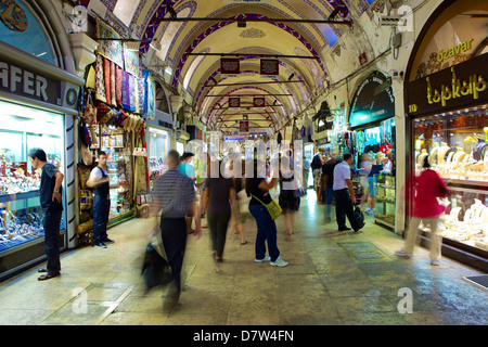 Il Grand Bazaar (Gran Bazaar) (Kapali Carsi), Istanbul, Turchia Foto Stock