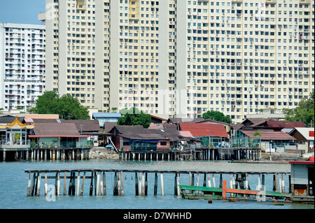 Asia Malaysia Penang Georgetown masticare Molo Clan cinesi di saldatura Quay Foto Stock