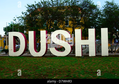 Segno Dushi regina Wilhelmina Park Willemstad Curacao Curaҫao olandese isola dei Caraibi Paesi Bassi Foto Stock