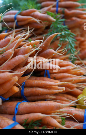 Mazzo di carote Foto Stock