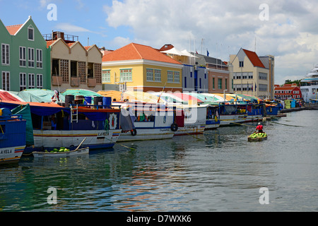 Mercato Galleggiante Willemstad Curacao Curaҫao olandese isola dei Caraibi Paesi Bassi Foto Stock