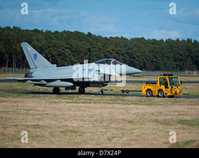 Eurofighter Typhoon EH FGR4 RAF n. 6 Sqn Leuchars. La Scozia. SCO 9095 Foto Stock