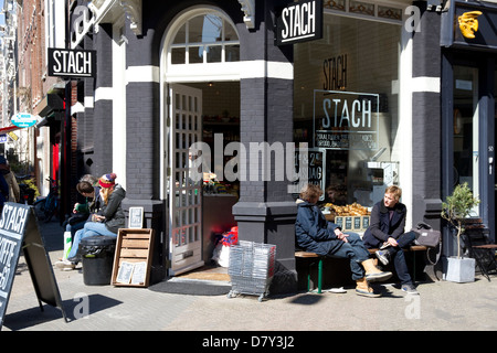 Stach - famoso cibo sano shop e caffetteria, Nieuwe Spiegelstraat, Amsterdam, Paesi Bassi Foto Stock