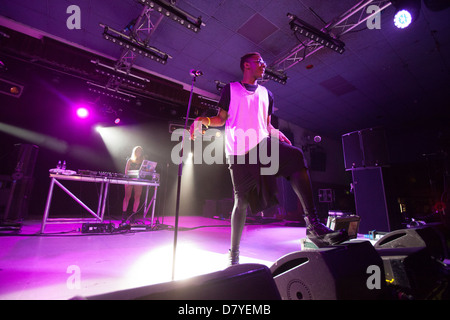 'Spank Rock' esecuzione a tutte le parti di domani il festival di musica, Camber Sands, West Sussex, in Inghilterra. Foto Stock