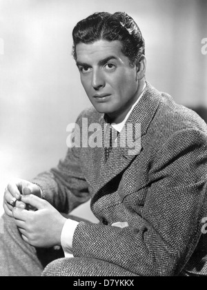 VICTOR MATURE (1913-1999) Noi attore di cinema di 1940 Foto Stock