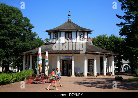 Il Padiglione Cinese presso il parco Kamp, Bad Doberan, Mecklenburg, Germania Foto Stock