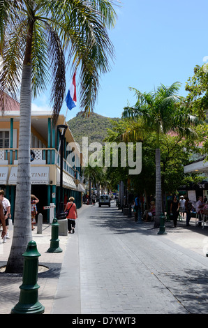 La strada dello shopping di Philipsburg, San Maarten, Antille olandesi Foto Stock