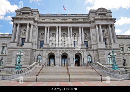 L'ingresso principale della Biblioteca del Congresso a Washington. La Biblioteca del Congresso è uno dei più grandi archivi di libri. Foto Stock