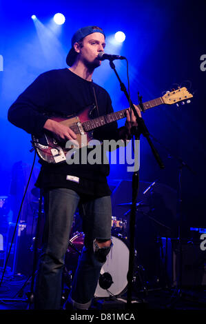 Mac DeMarco riproduce il Corn Exchange come parte del grande festival di fuga 2013 su 16/05/2013 in Brighton. Persone nella foto: Mac DeMarco. Foto di Julie Edwards Foto Stock