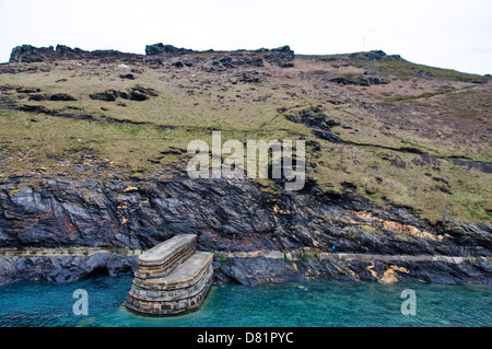 Boscastle,Cornwall,pittoresco porto protectyed,National Trust,popolare destinazione turistica,soggette a inondazioni in 2004 Foto Stock