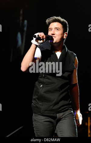 Logan Henderson Big Time Rush esegue sul palco della Air Canada Centre durante il loro migliore con Tour di u. Toronto, Canada - Foto Stock