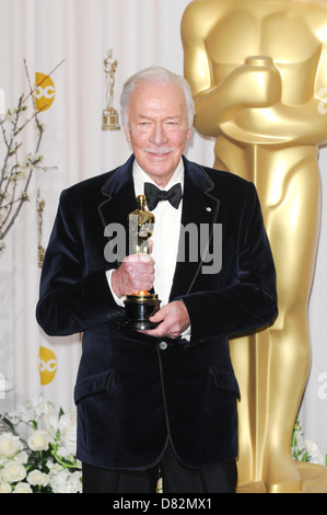 Christopher Plummer 84ma annuale di Academy Awards (Oscar) tenutosi presso il Teatro Kodak - Sala Stampa di Los Angeles, California - Foto Stock