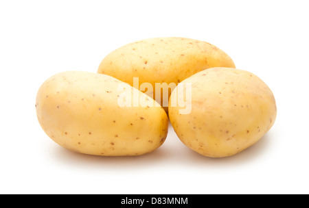 Cumulo di patate isolati su sfondo bianco Foto Stock